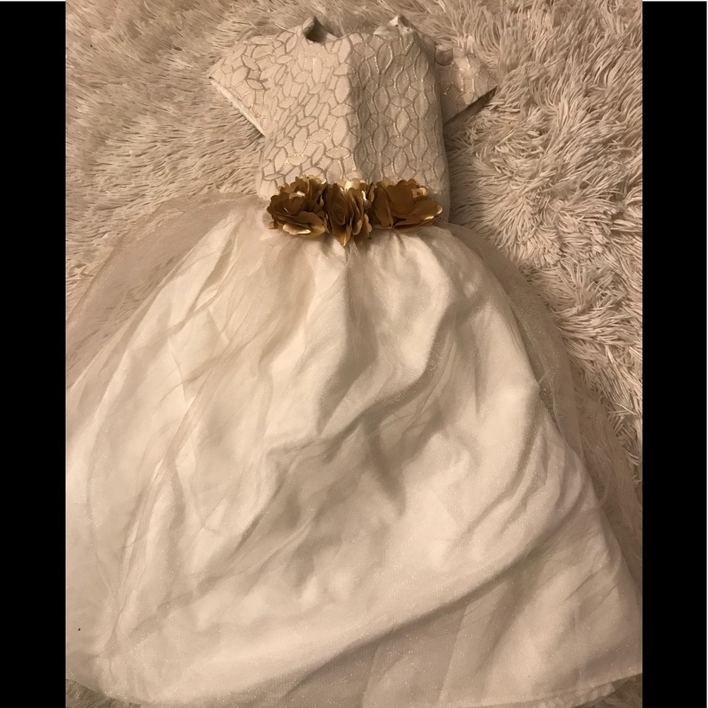 Perfect for fall kids dress